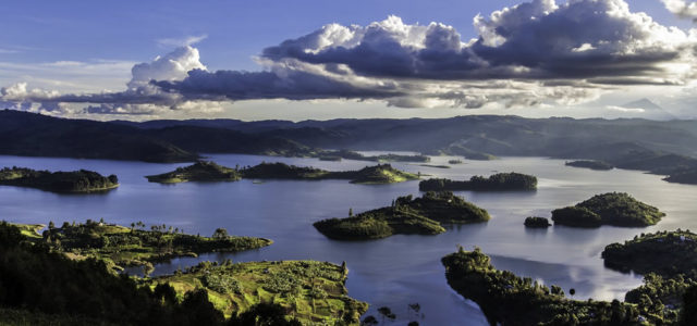 Lake Bunyonyi – A great spot to relax on safari in Uganda